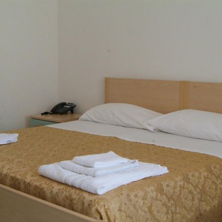 Hotel Aurora Scauri  Pokój zdjęcie